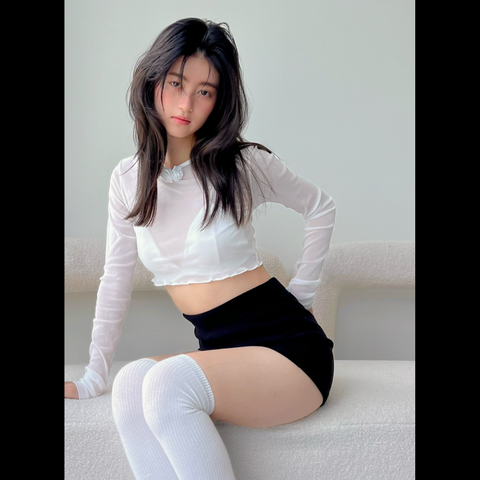Rose tops