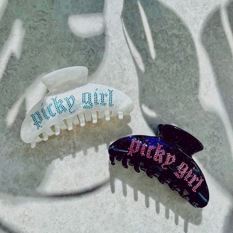 Pink stone on black hair clip(picky girl)