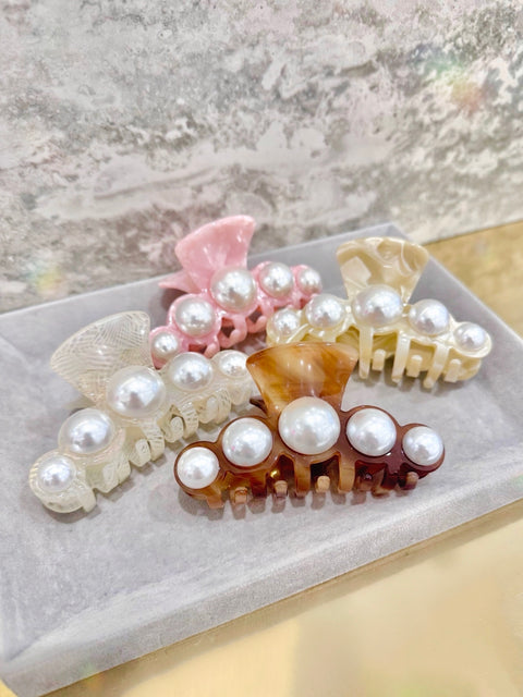 【NEW ITEMS】pearl hair clip♡